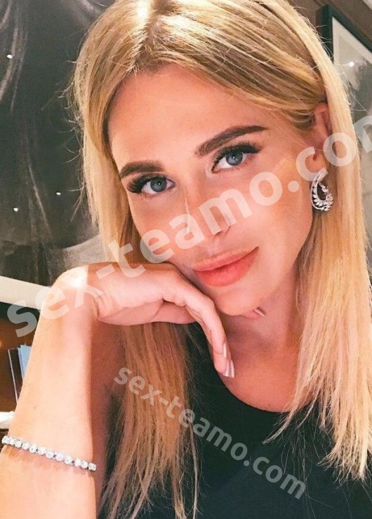Карина привлекательная девушка из Тутаев цена от 3500 руб