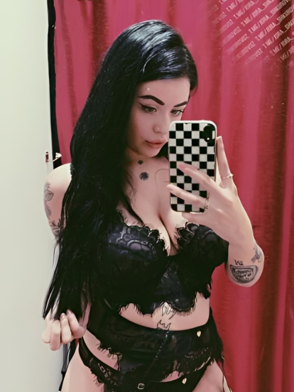 Альбина привлекательная девушка из Тутаев цена от 1500 руб