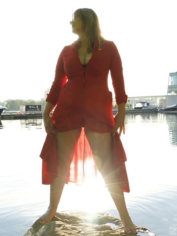 Летиция привлекательная девушка из Тутаев цена от 3000 руб