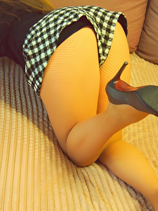 Мирослава привлекательная девушка из Тутаев цена от 2000 руб