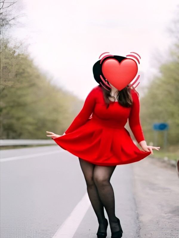 Софа привлекательная девушка из Тутаев цена от 2500 руб