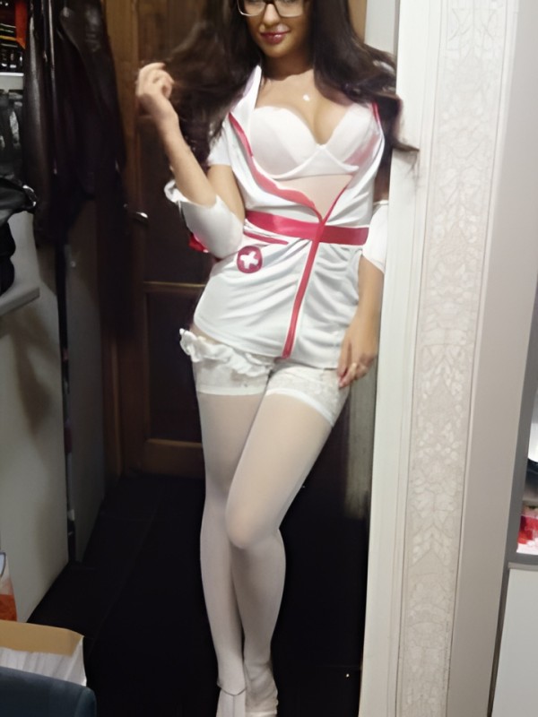 Викторина привлекательная девушка из Тутаев цена от 1500 руб