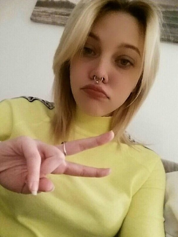 Оля привлекательная девушка из Тутаев цена от 3500 руб