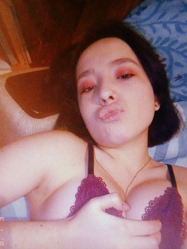 Лена привлекательная девушка из Тутаев цена от 3000 руб