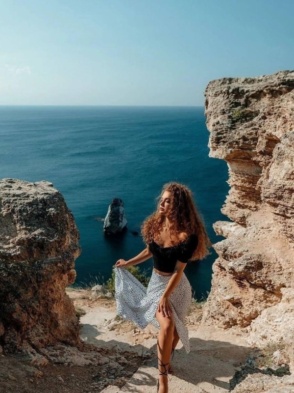 Ава привлекательная девушка из Тутаев цена от 5000 руб